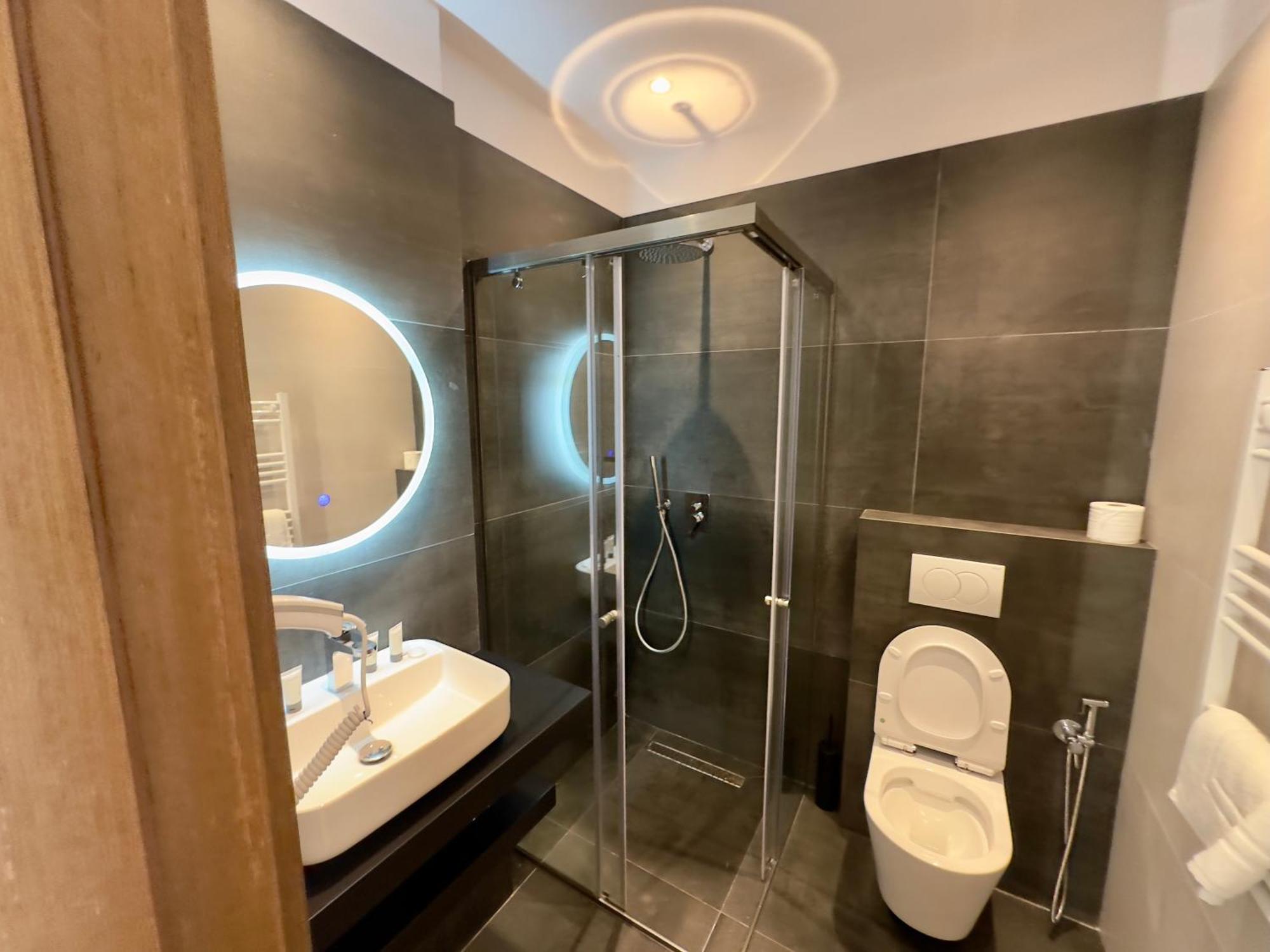 Elmar Comfort Vlore Exterior photo