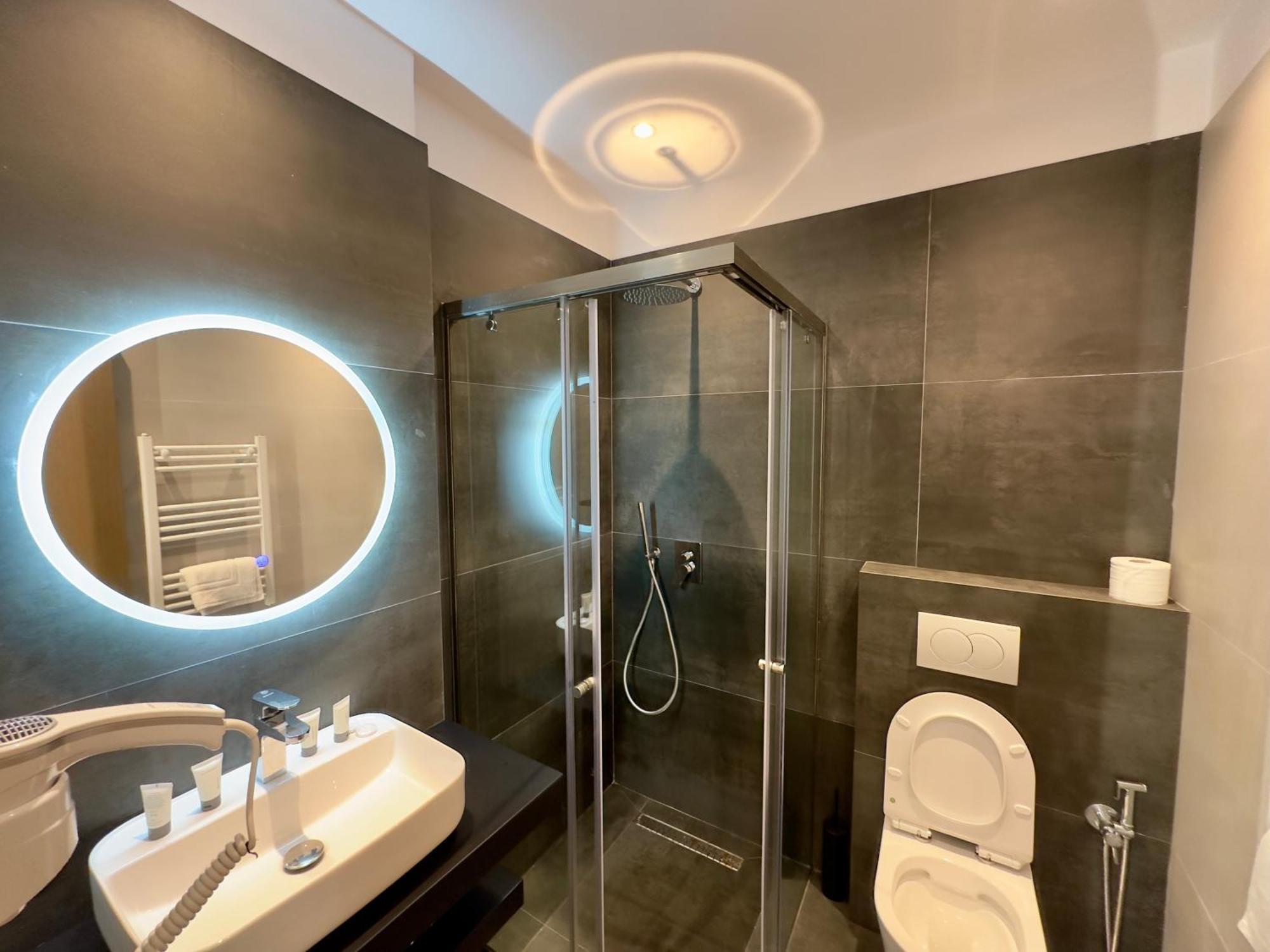 Elmar Comfort Vlore Exterior photo