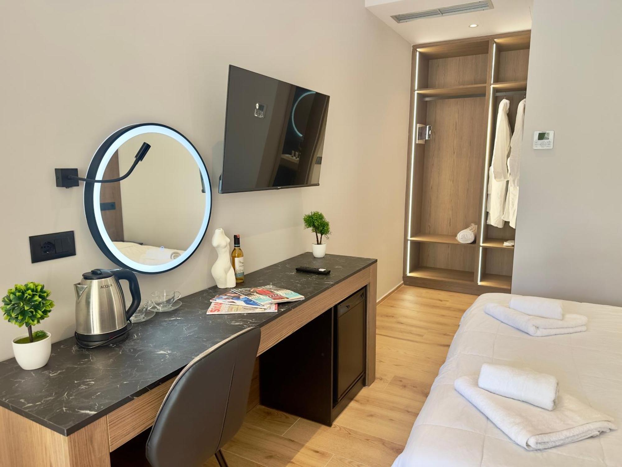 Elmar Comfort Vlore Exterior photo