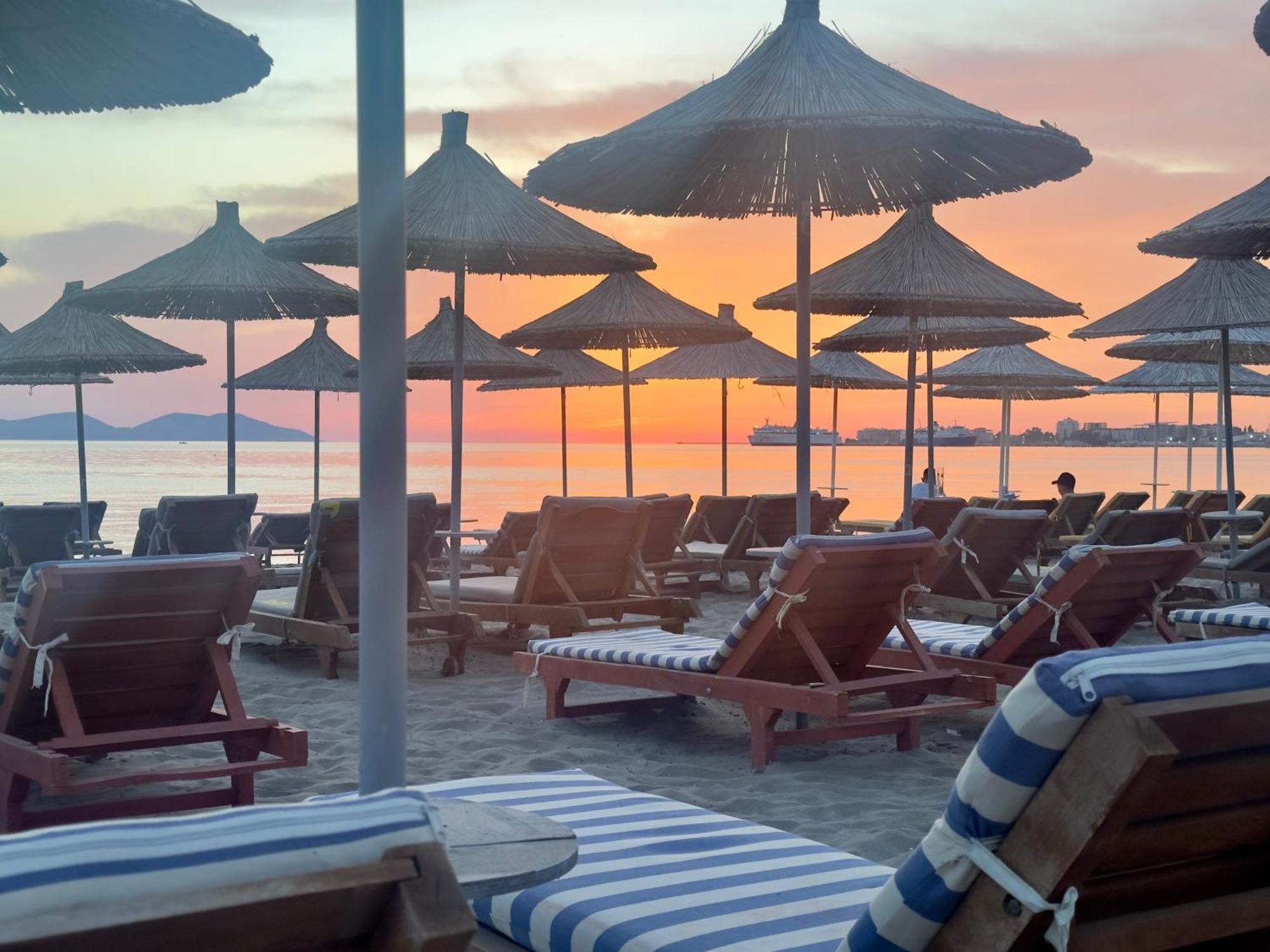 Elmar Comfort Vlore Exterior photo